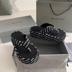 Balenciaga Slippers